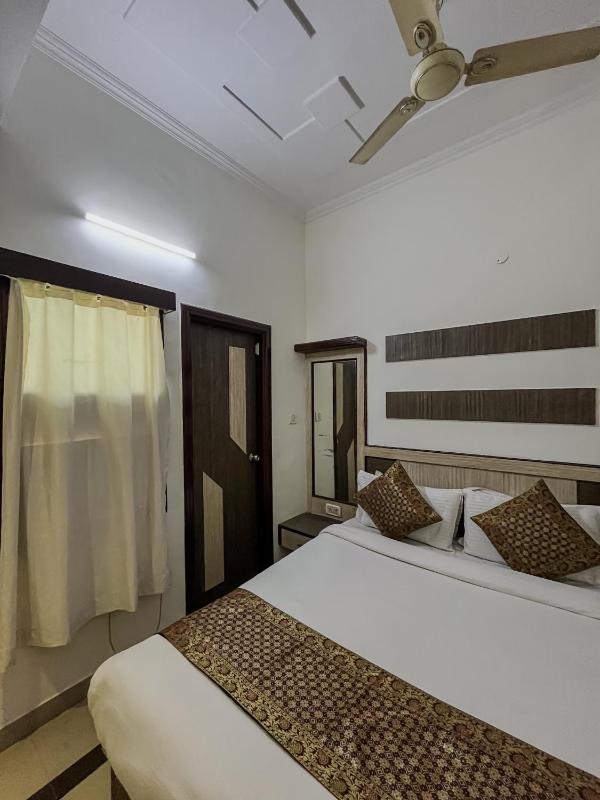 Hotel The Golden Bird Executive - image 5