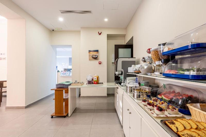 Sonia Hotel & Suites - Adults Only - image 16
