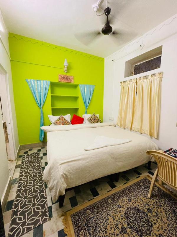 Hotel Golden Heaven - image 4