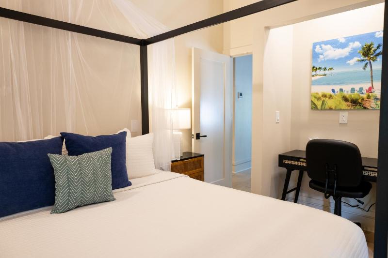 The Key West Hotel - image 28