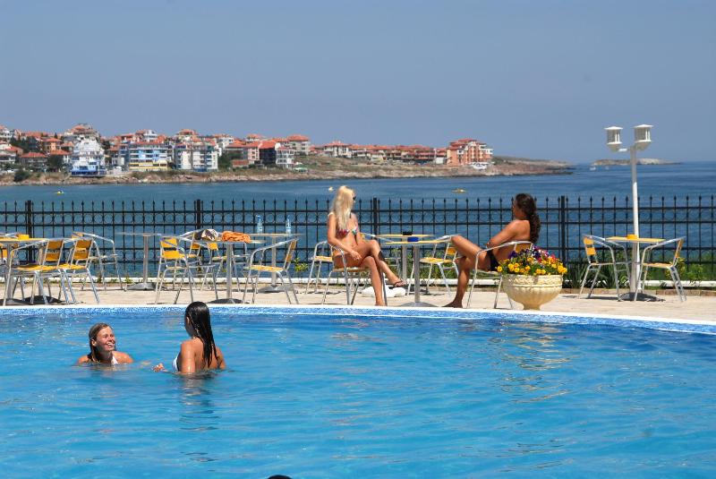 Apartments in Complex Panorama - image 46