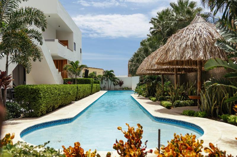 Aqua Zensa luxe appartement 2 min van Mambo Beach - image 1