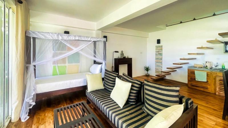 White parrot beach villa - image 18