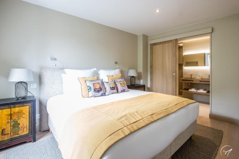 Deluxe Suite image 4