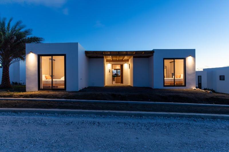 Luxury 8-person Villa with Private Pool - image 12
