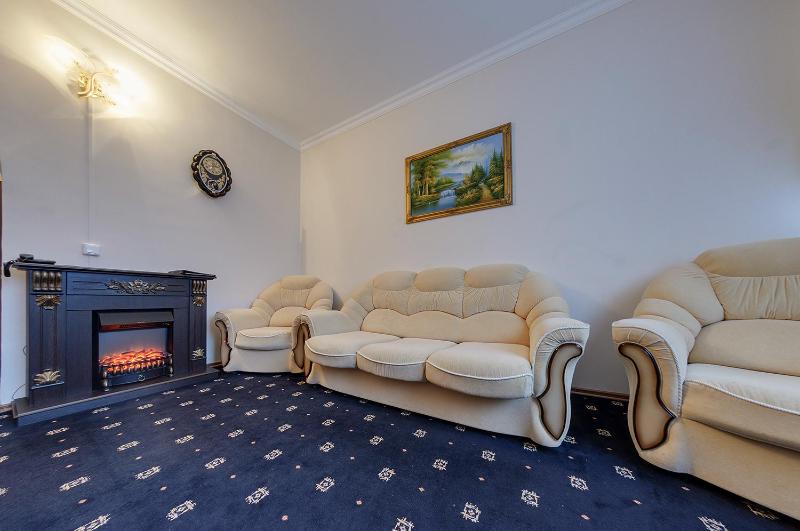 Suite with Treatment image 3