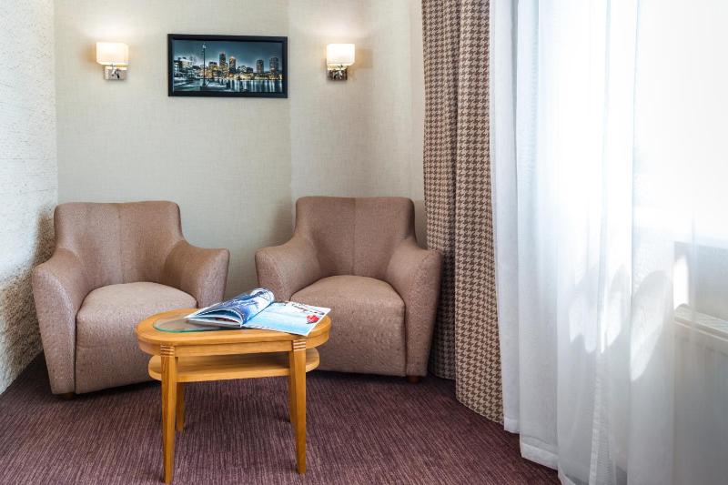 Comfort Double or Twin Room image 2