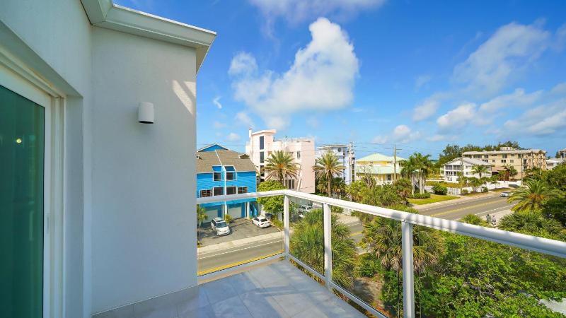 Silver Shore - 657B - image 29