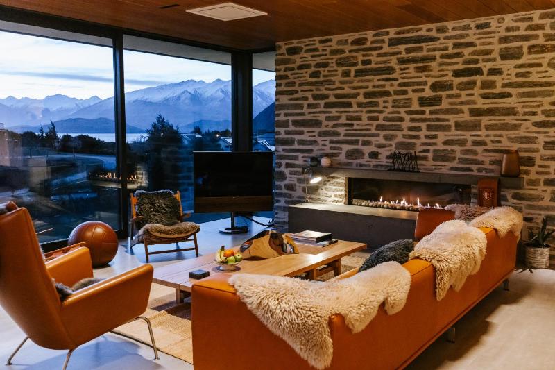 Ridgecrest - Sleeps 12 - Mountain Views - image 24