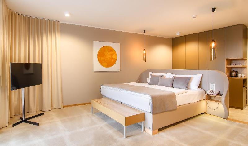Superior Double or Twin Room image 4