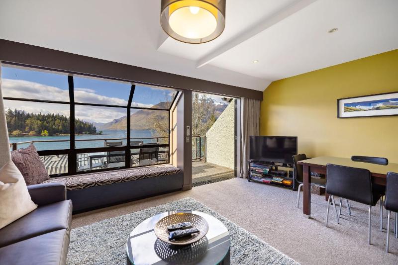 The Lodges 9 - Lake Front Views and Walk to Town - image 15