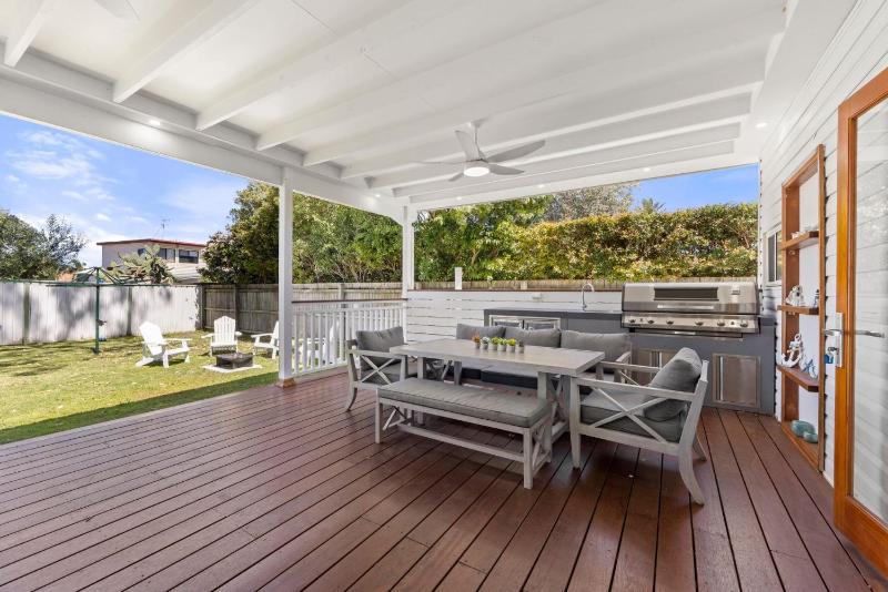 Barronstown - Pet Friendly with Fire Pit - image 2