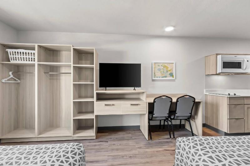 WoodSpring Suites Tucson Medical Center - image 35