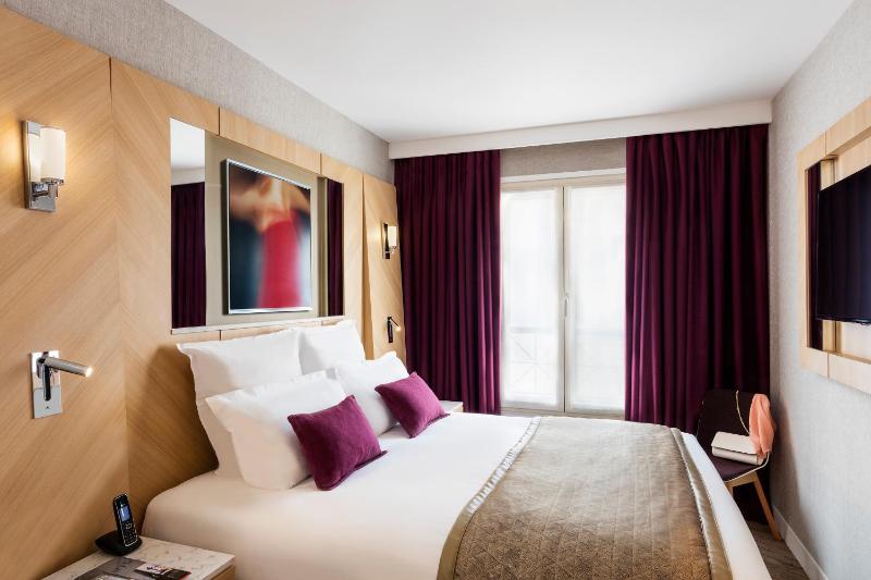 Classic Queen Room image 1