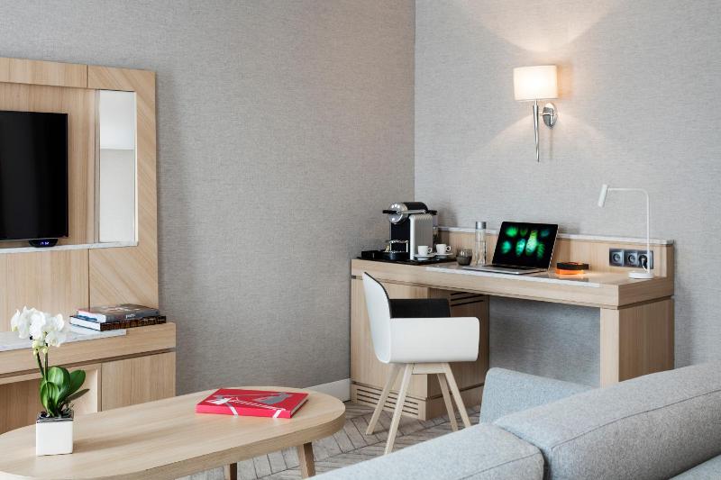 Junior Suite image 4