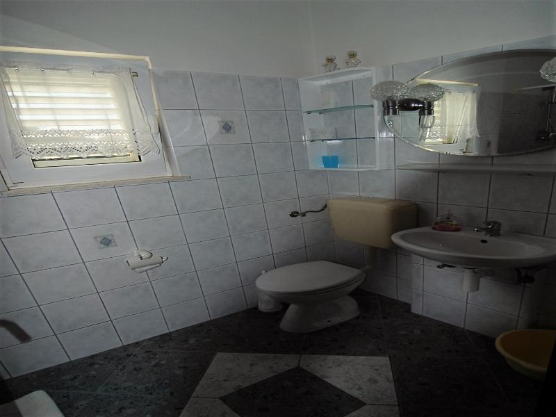 One-Bedroom Apartment with Balcony and Sea View image 2
