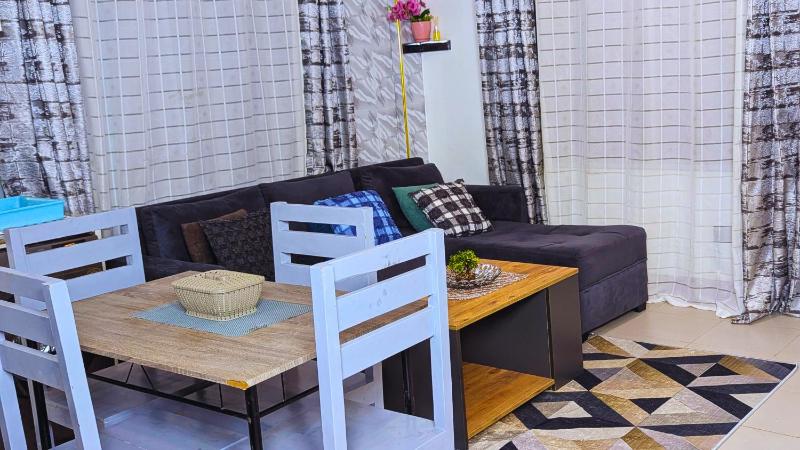 Family Home by Havana Properties with WIFI & Free Parking near Sawa Sawa Bay Beach Restaurant - image 10