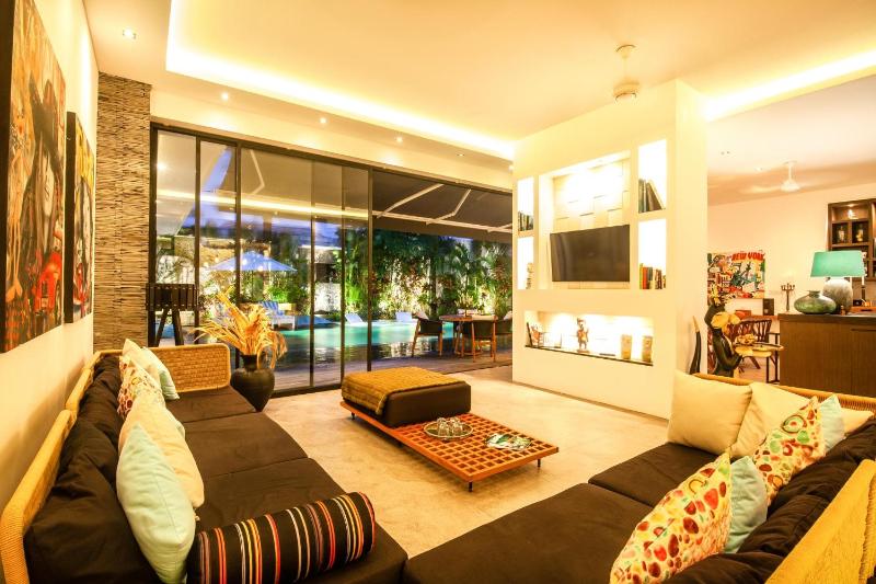 Modern 3BR Villa 200m to Canggu Beach Bliss - image 30