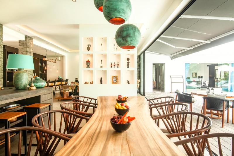 Modern 3BR Villa 200m to Canggu Beach Bliss - image 43