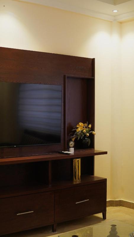 Peaceful Family Stay at Lalas Den DHA Lahore - image 7