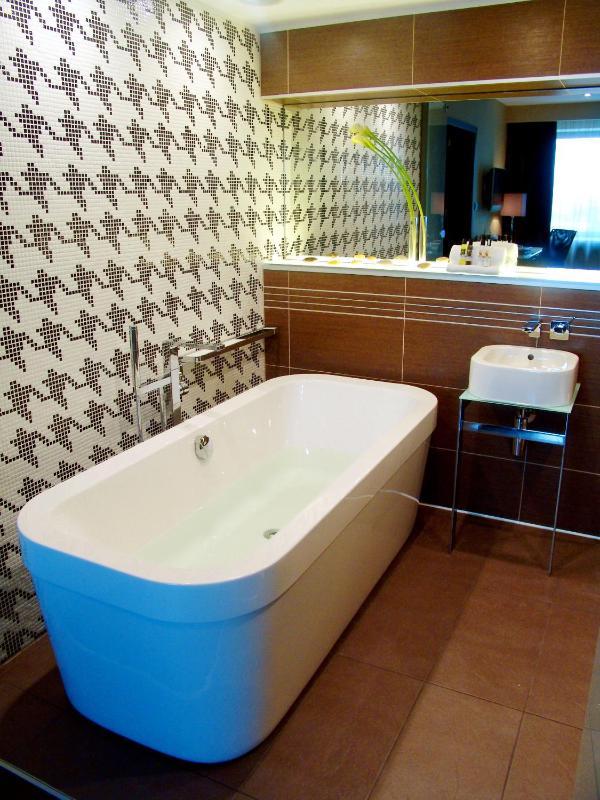 Superior Suite image 4