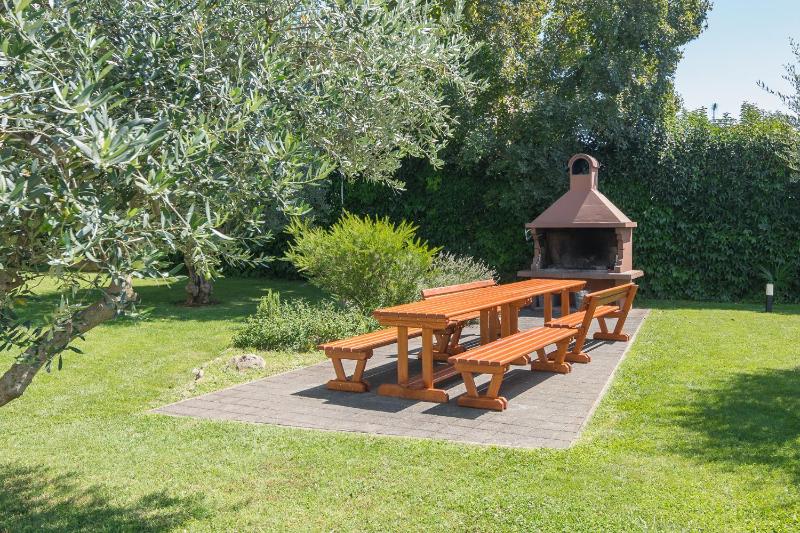 Maj Premium Residence - image 25