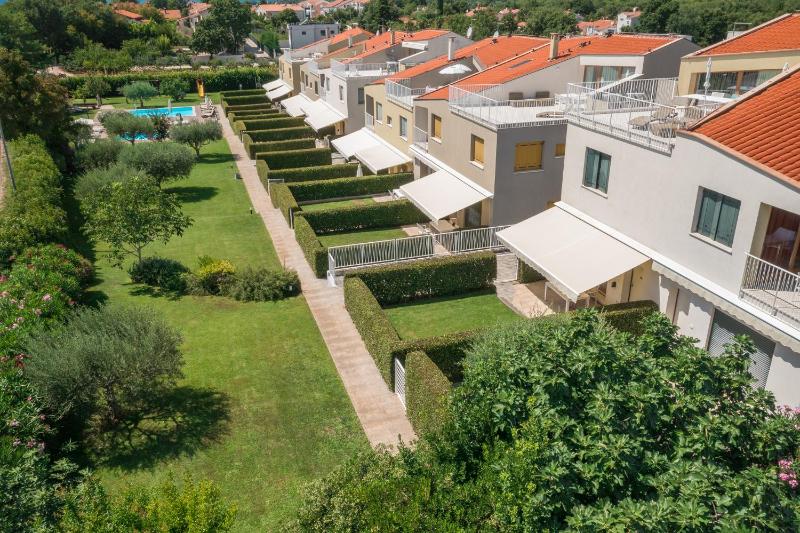 Maj Premium Residence - image 49