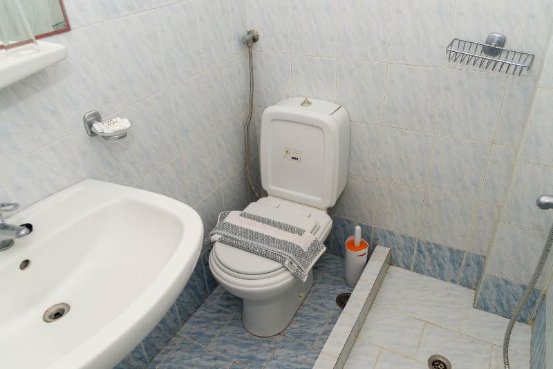 Double or Twin Room image 3