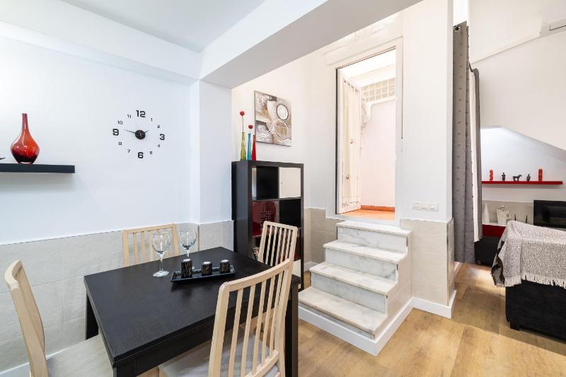 Amazing Apartments Malaga Center - image 13