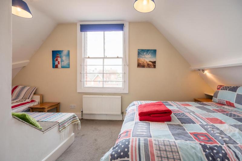 Orlando Aldeburgh - image 7