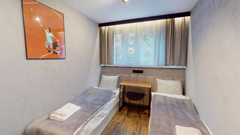 Tennis Family Lux Apartament City Center Nankiera 11 - image 3