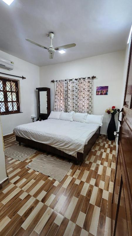 The Cozy Nest I 2BHK I 5 min drive to the beach - image 12
