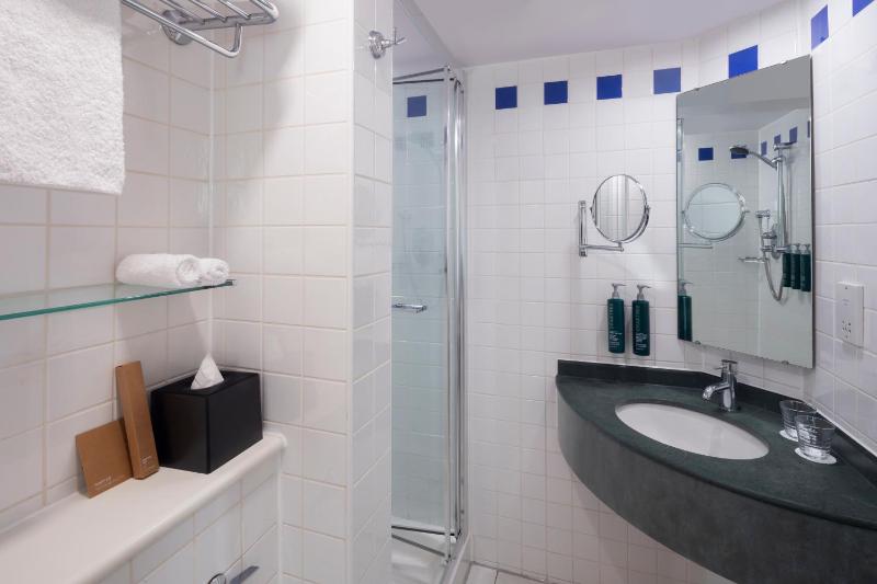 Hilton Garden Inn Birmingham Brindleyplace - image 12