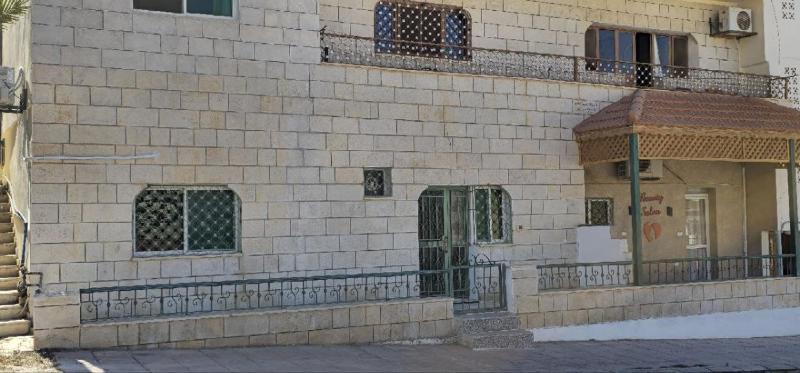 Petra Luminous Apartment - image 3