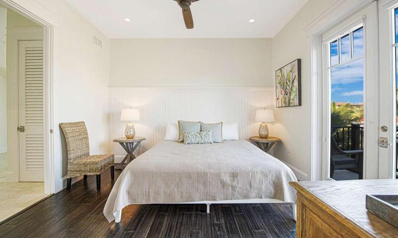 Beach Side Paradise - Luxury Home on the Beach - image 39