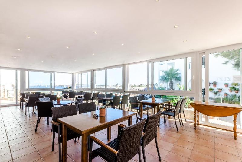 Apartamentos Blancala - image 9