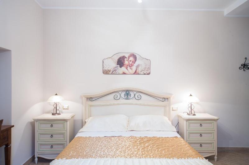 Double or Twin Room image 4
