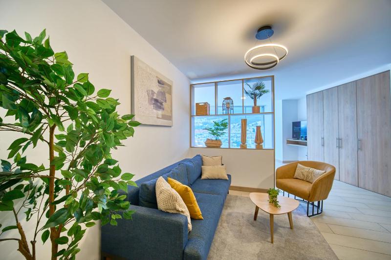 Sky Suite-Balcony - image 9