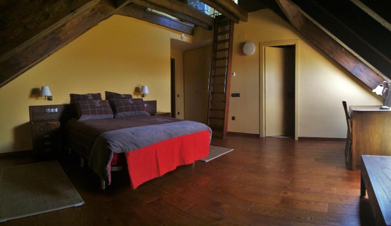 Double Room with Mountain View image 2