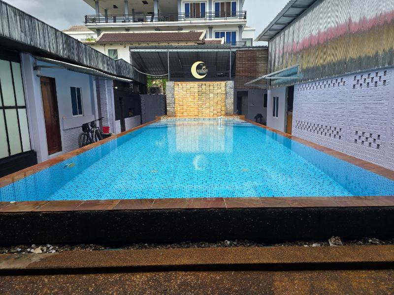 Lunar Park Guesthouse - image 3