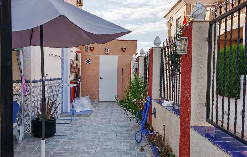 Awesome Home In Orihuela With Wifi - image 9