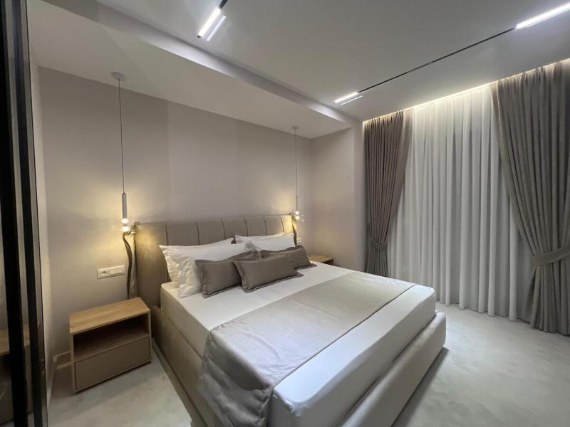 Adria Loft - image 6