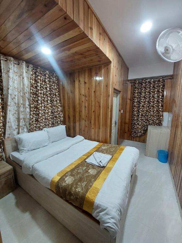 Hotel Rashak - Mg Marg - image 10
