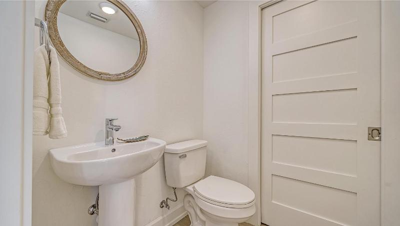 Silver Shore - 657B - image 6