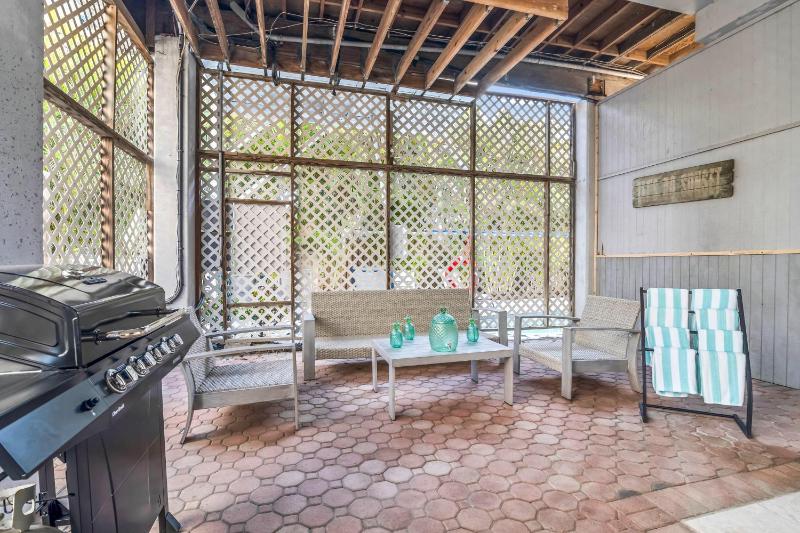 Beachside Haven - 650C - image 39