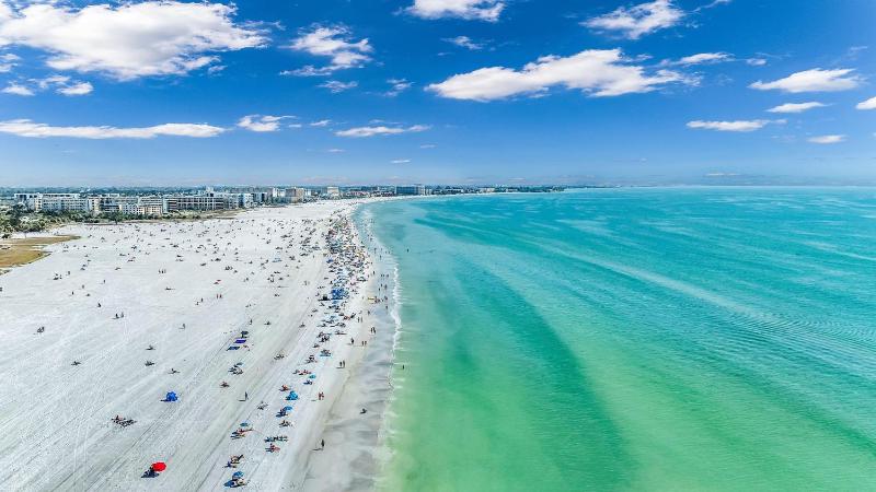 Beachside Haven - 650C - image 18