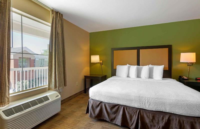 Extended Stay America Select Suites - Phoenix - Airport - E. Oak St. - image 16