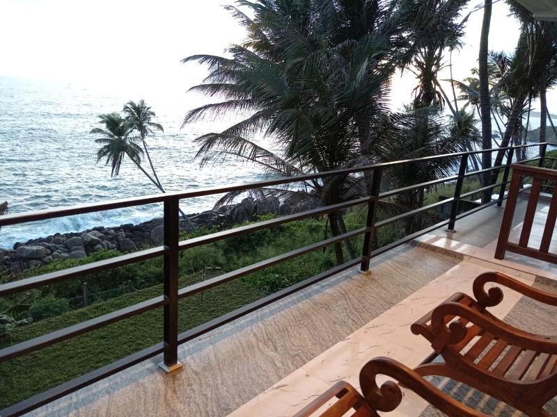 London Villa Secret Beach Mirissa - image 8