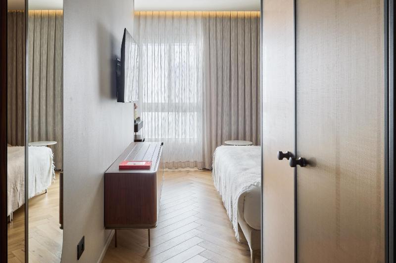Jewel Boutique Hotel by The Beach - image 2