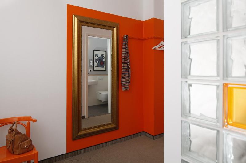 Double Room image 2